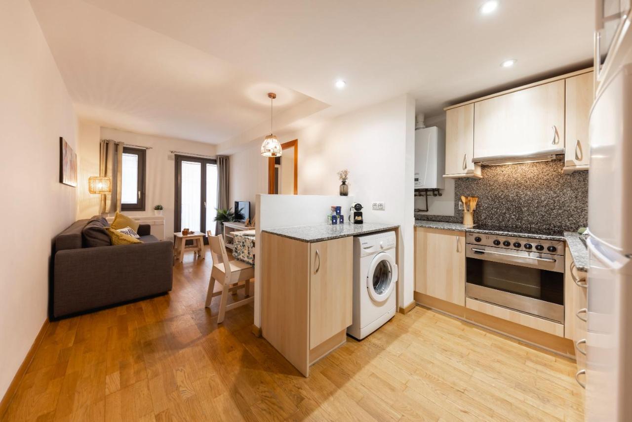 Bravissimo Sant Marti Apartment Girona Ngoại thất bức ảnh
