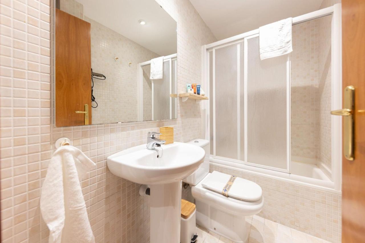 Bravissimo Sant Marti Apartment Girona Ngoại thất bức ảnh